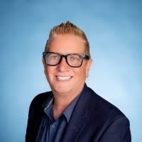 200+ profilů „Bosack“