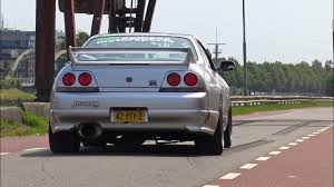 I'm sure the purpose of this site was not to create keyboard wars but to share knowledge and passion we have about cars. 565hp Nissan Skyline Gtr R33 V Spec Anti Lag Sound Youtube