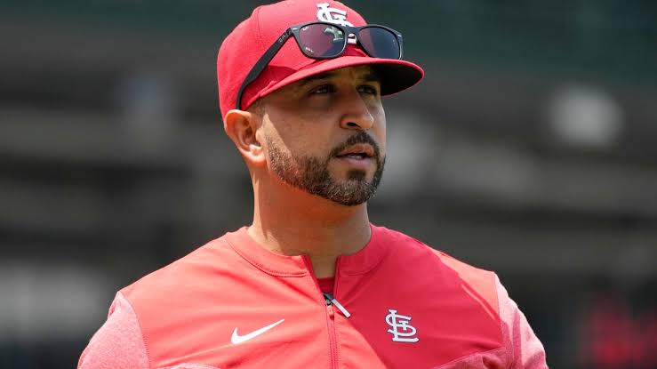Cardinals manager Oli Marmol gets two-year contract extension