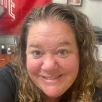 Lisa Ayers's Instagram, Twitter & Facebook