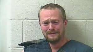 Man arrested after gun goes off inside Owensboro apartment