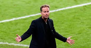 Menée, l'angleterre, dominatrice après le repos, se qualifie logiquement. Bwtn0qdqs3j6em