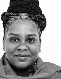 Shauna Morgan's Instagram, Twitter & Facebook