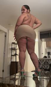 Mami Lechera XXX – varied gallery 2025