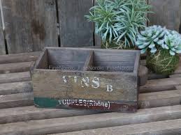Skøn unika træskål i rustik look fra chic antique. Chic Antique Old French Box With 2 Compartments
