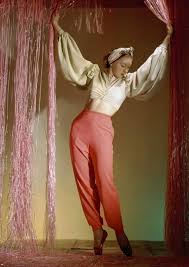 The ukrainian alphabet is a form of cyrillic. Irina Baranova Shot By Horst Vogue 1940 Horst P Horst Vogue British Horst