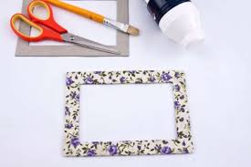 Bahkan, jika anda melihat di dunia maya banyak sekali yang bisa dijadikan inspirasi agar mendapatkan foto prewedding unik. Cara Mudah Membuat Bingkai Foto Dari Kardus Bekas Yang Unik