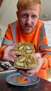 That George Bowie must be scunnered of listening to bits n pieces honestly  about 5 times every weekend somebody requests it😂😂