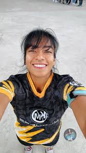 El frío de Cañar es impresionante que los pelos se me pusieron de puntas  Jajaj, buen inicio de semana mi gente besos gordos para tod@s 🥰🔥❤️. #fyp  #mujeres #Deporte #motivacion #ECUAVOLEY #gacelayeye