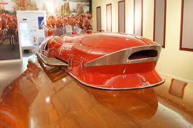 This world speed record for an 800 kg boat still stands today. 1953 Timossi Ferrari Arno Xi Museum Exhibit 360carmuseum Com