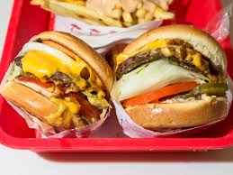 Find hours of operation, street address, driving map, and contact information. People Waited 14 Hours In Line For The First In N Out Burgers Ever Served In Colorado As Police Tweeted About Traffic Jams And Other Local Spots To Grab Food Instead Business Insider