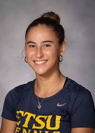 Julia Millan's Instagram, Twitter & Facebook