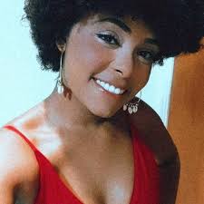 Sara Melo (@SaraMellllo)