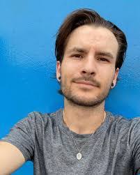 Josh Emery's Instagram, Twitter & Facebook