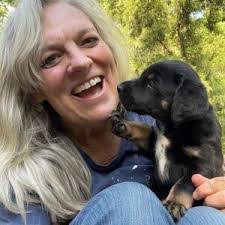 Mary Schwager's Instagram, Twitter & Facebook