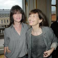 Gainsbourg made her motion picture debut in 1984. Jane Birkin Ce Drame Qui L A Separee De Charlotte Gainsbourg Pendant Des Annees Femme Actuelle Le Mag