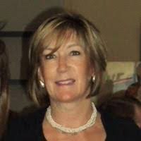 Lisa Graybeal's Instagram, Twitter & Facebook