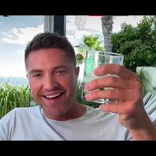 Eric Winters Palm Republic Meet and Greet