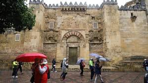 C/ capitulares, 1, cordoba, córdoba 14071 españa. El Tiempo En Cordoba Abril Se Estrena Con Lluvia Y Nubes