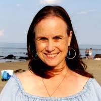 Jennifer Yaeger's Instagram, Twitter & Facebook