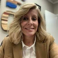 Dana Logsdon's Instagram, Twitter & Facebook