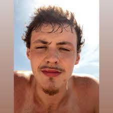 Conner Jackson Van-patterson City Of Elkins (TVRJ), West Virginia  http://Arre.st/WV-1005446895