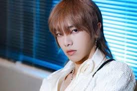 Rộ tin Hoa Thần Vũ lên chức bố lần 2