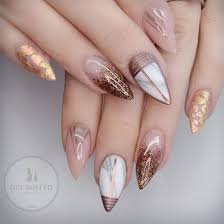 30 Fabulous Pointy Nail Designs To Try Be Modish Gold Nail Designs Pointy Nails Stiletto Nails Short