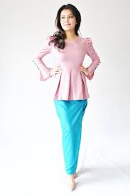 425725 10151198280021229 527115343 N 255b5 255d Jpg Image Hijabista Fashion Batik Fashion Hijab Fashion