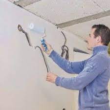 La peinture isolante a beaucoup d'avantages, elle est composée de certaines matières qui lui donnent la caractéristique d'isolant thermique. Appliquer La Peinture De Finition Isolation Mur Isolation Phonique Porte Dosage Ciment