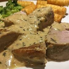 Schweinefilet Mit Senf Sahnesauce Von Viniferia Chefkoch Schweinefilet Rezepte Schweine Filet Schweinefilet