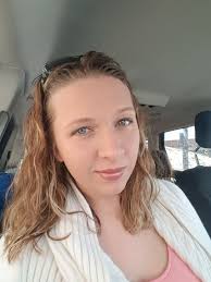 Champagne shower Wednesday is here, you know what to do 🥂 #m1 #m1lounge  #praguenightlife #prague