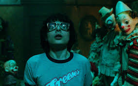 When a single mother and her two children move to a new town, they soon discover that they have a connection to the original ghostbusters an. Ghostbusters 3 Mit Stranger Things Star Finn Wolfhard Kino Co