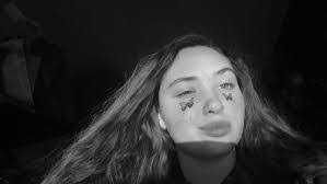 Alexa Cooper's Instagram, Twitter & Facebook