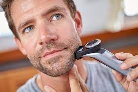 Philips Norelco Oneblade Pro Wet Dry Trimmer Black Green Qp6520 70 Best Buy Hair Trimmer Trimmer For Men Shaving
