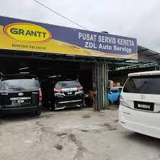 Tidak sampai disitu tangan kanannya mulai mencari jalan masuk untuk meremas payudaraku secara langsung. Bengkel Kereta Zdl Auto Services