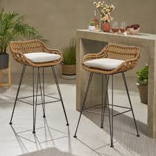 Lucrezia Wicker 30 Patio Bar Stool With Cushion In 2020 Wicker Bar Stools Patio Bar Stools Outdoor Bar Stools