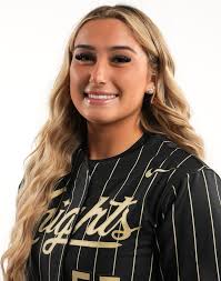 Grace Jewell's Instagram, Twitter & Facebook