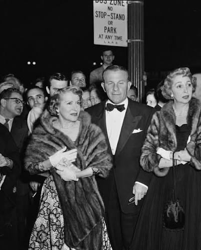 Remembering Gracie Allen on the 131st anniversary of her birth. Gracie is  seen here with husband, George Burns, and friend, Mary Livingstone, at Judy  Garland's 1952 opening night at the Los Angeles