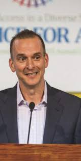 KBA President Doug Farnsley and his wife, Liza