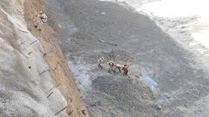 .glacier broke and caused sudden, massive flooding in the northern state of uttarakhand. Yfzfdo1ocgarmm