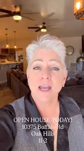 Hey everyone! My cousin, Summer Vasquez Hudson, selling a few items