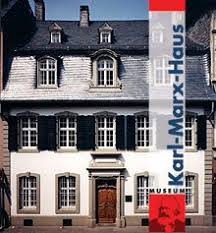 威廉·马克思大楼 (zh) hochhaus in düsseldorf (de); Karl Marx Haus Trier Reisefuhrer Dumont Reise