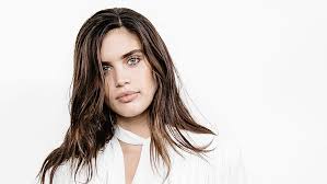 Jul 13, 2020 · brazilian model valentina sampaio continues to break barriers in the modeling industry, becoming the first trans woman to be featured in the magazine's iconic swimsuit issue. Sara Sampaio Pictures Videos Bio And More
