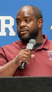 Casey Humes's Instagram, Twitter & Facebook