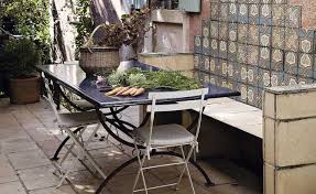 Poser une pergola, des meubles de jardin en fer forgé… pour profiter d'un coin ombragé et aménager son salon de jardin avec des ouvrages. Avantages D Un Salon En Fer Forge