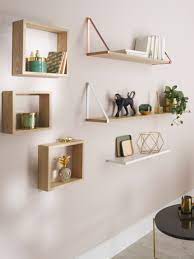 Découvrez différents styles ✔ livraison rapide ✔ un grand choix d'étagère murale! L Astuce Deco On Habille Ses Murs Avec Des Petites Tablettes A Tres Petits Prix Castorama I Decoration Murale Chambre Decoration Etageres Tablette Murale