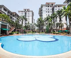 The hotel has 249 contemporary rooms with the exclusively designed sweet bed by ibis, 3 function rooms and 1 hall. The 10 Best Melaka Hotels With A Pool 2021 With Prices Tripadvisor