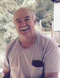 Glen Donley's Instagram, Twitter & Facebook