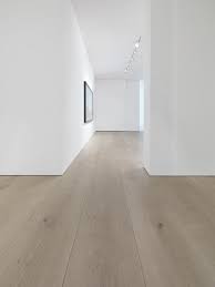 Pin De Mar En Puertas Pisos Para Casas Modernas Suelos De Madera Suelos De Parquet